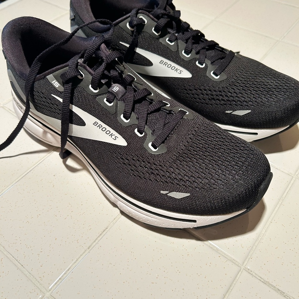 Brooks Ghost Men's Black Running Shoes